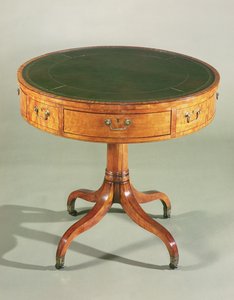 Ein kleiner Sheraton-Satinholztisch. Englisch, um 1790