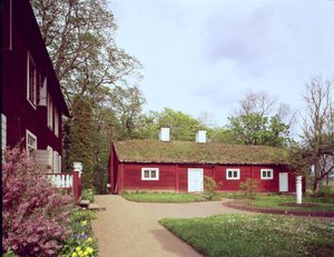 Grasdach-Werkstatt am Haus von Carl Linnaeus, Hammarby, Uppsala, Schweden