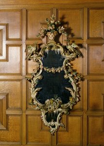 Spät George II Girandole mit blattförmigen Metallkandelabern von Unbekannt Unbekannt