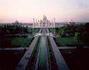 Das Taj Mahal, entworfen von Ustad Ahmad Lahori von Unbekannt Unbekannt