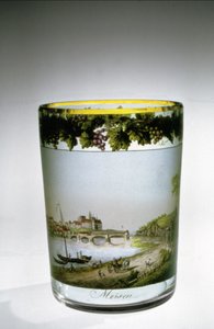 Becher emailliert mit einer Ansicht von Meissen von Samuel Mohn, deutsch, frühes 19. Jahrhundert