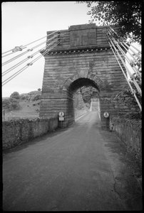 Allgemeine Ansicht der Union Bridge, zeigt die Süderhebung des Südpfeilers und die Brücke, die sich durch den Bogen nach Norden zum Nordpfeiler an der englischen Grenze im Hintergrund erstreckt