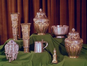 Sammlung von Silber- und Silbervergoldeten Stücken, vor dem 17. Jahrhundert von Unbekannt