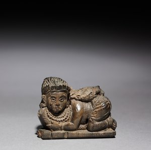 Figur einer kauernden Frau, 900-800 v. Chr. von Unbekannt