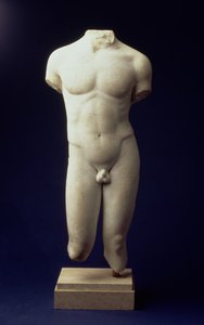 Römischer männlicher Torso einer jugendlichen Figur, nach einem polykletischen Bronzeoriginal aus dem 5. Jahrhundert v. Chr. (Vorderansicht) ca. 1. Jahrhundert n. Chr.