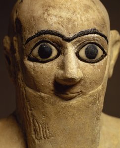 Statuette des Beamten oder Verwalters Ebih-Il, der die Göttin Ishtar anbetet, Detail des Kopfes, aus Mari, Mittlerer Euphrat, ca. 2500 v. Chr. (Gips und Lapislazuli) (Detail) von Unbekannt