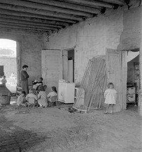 Die Sacca San Biagio in Giudecca (Venedig): Insel der Lagune, wo die Müllhalden von Venedig angesammelt werden, Bewohner. 1965 von Unbekannt