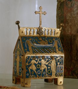 Reliquiar in Email, Gold und Kupfer von Thomas Becket (1118-1170), Erzbischof von Canterbury - Es ist mit Darstellungen der Ermordung des Erzbischofs am 29.12.1170 in der Kathedrale von Canterbury und seiner Beerdigung verziert (Email, Gold und Kupfer) von Unknown artist