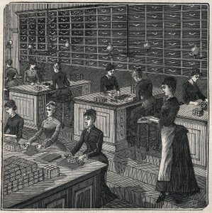 Herstellung von Metallfedern: Sortieren und Verpacken von Federn in einer Fabrik in Frankreich im 19. Jahrhundert. Gravur von 1885 in „Les arts et métiers illustrés“ von Adolphe Bitard. von Unknown artist