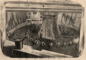 Telegraphie: das Aufwickeln des transatlantischen Kabels an Bord des Schiffes H.M.S. „Agamemnon“. Gravur in „The Illustrated London News“ vom 1. August von Unknown artist