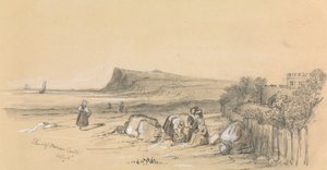 Figuren am Strand mit Walmer Castle in der Ferne
