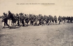 Bir Rashid in Barh el Gazel, Tschad, Französische Kolonialsoldaten auf Patrouille. Postkarte 1910 von Unknown photographer