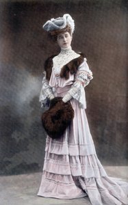 Französische Komödiantin Gabrielle Dorziat (1880-1979), Foto von Reutlinger aus der französischen Zeitung "Le Theatre", September 1905 von Unknown photographer