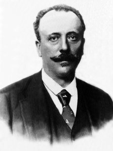 Porträt von Adrien Albert Marie Comte de Mun (1841-1914), französischer Politiker. von Unknown photographer
