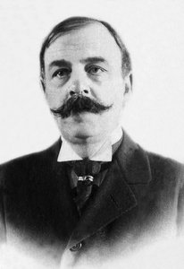 Porträt von Octave Mirbeau (1848-1917), französischer Schriftsteller und Romancier von Unknown photographer