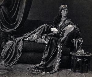 Porträt einer türkischen Dame. Fotografie, späte 19. Jahrhundert, Paris. Sammlung Selva von Unknown photographer