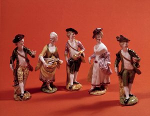 Kleine Figuren, die Charaktere darstellen (Jäger, Hausfrau, Dame der gehobenen Gesellschaft...) Porzellanfiguren aus der venezianischen Schule des 18. Jahrhunderts. Paris, Kunstgewerbemuseum von Venetian School