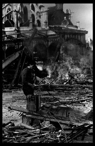 Abriss des Zentralmarktes in Paris, im August 1971 (s/w Foto) von Victor Baltard