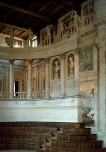 Renaissance-Architektur: Blick auf das Olympische Theater (Teatro Olimpico), entworfen von Architekt Vincenzo Scamozzi (1552-1616) 1588-1590 Sabbioneta, Italien