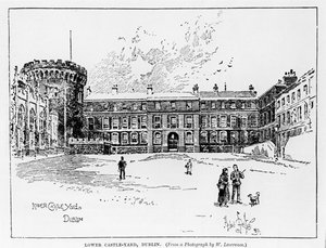 Lower Castle Yard, Dublin, graviert von Herbert Railton (1857-1910) von W. Lawrence