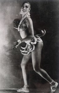 Josephine Baker, gekleidet mit einem Bananengürtel. Fotografie von Lucien Walery (1863-1935) von Walery