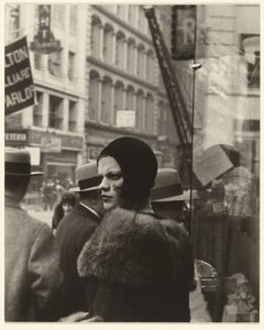 Mädchen in der Fulton Street, New York