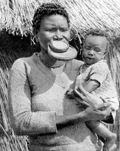 Eine Frau aus dem Sara-Kaba-Stamm, Republik Kongo, Afrika