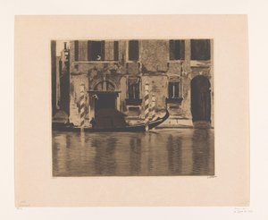 Angedockte Gondel mit Aufbau in einem Kanal in Venedig von Willem Witsen (signed by artist)