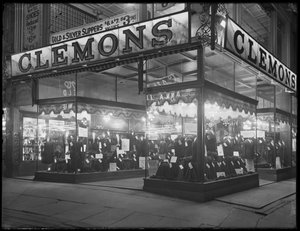 Schild und Ladenfront für Clemons den Schneider, New York City, 6. Januar 1917