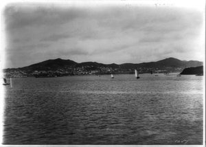 Wladiwostok - Panoramablick vom Hafen von William Henry Jackson