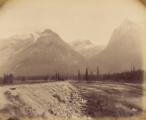 Eisenbahn und Berge