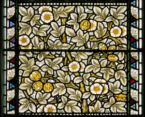 Kirkcaldy Old Kirk, Wilde Rosen und Haselnüsse von William Morris