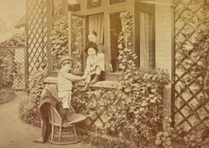 Kinder spielen am Fenster von Willoughby Wallace Hooper