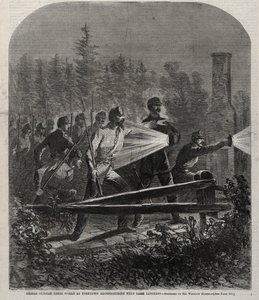 Rebellen außerhalb ihrer Werke in Yorktown, die mit dunklen Laternen aufklären, 1862 von Winslow Homer