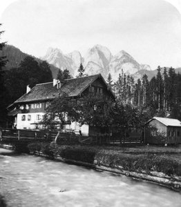 Die Schmiede in Gosau, Salzkammergut, Österreich, um 1900er von Wurthle and Sons