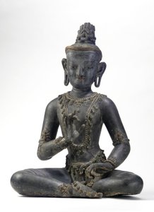 Nepalesisch-chinesischer Bodhisattva (Lack, Stoff, Spuren von Blau, Gold und grüner Farbe & Blattgold) von Yuan Dynasty Chinese School