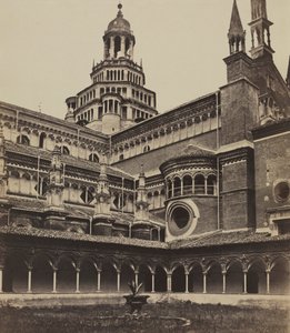 Der kleine Kreuzgang des Klosters in Pavia