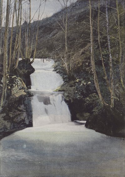 Wasserfall von Benet, bei Murat (Farbfoto) von (after) French Photographer