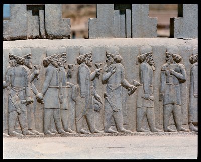 Ansicht der Reliefs der nördlichen Treppe von Achaemenid