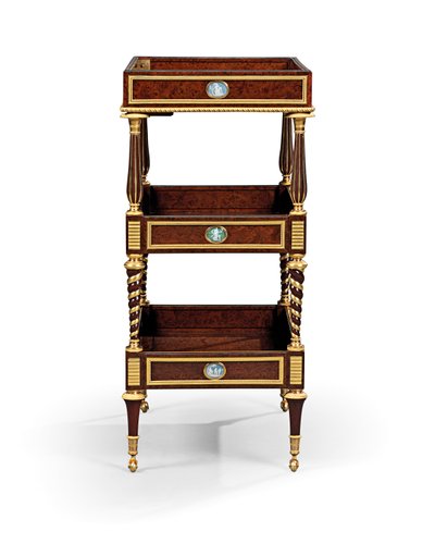 Später Louis XVI Ormolu und Kameo-montierter Tisch aus Eibenholz und Mahagoni von Adam Weisweiler