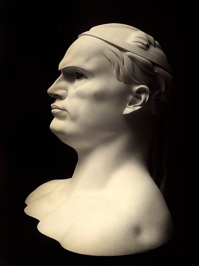 Büste, die das Porträt von Benito Mussolini darstellt, Werk von Adolfo Wildt von Adolfo Wildt