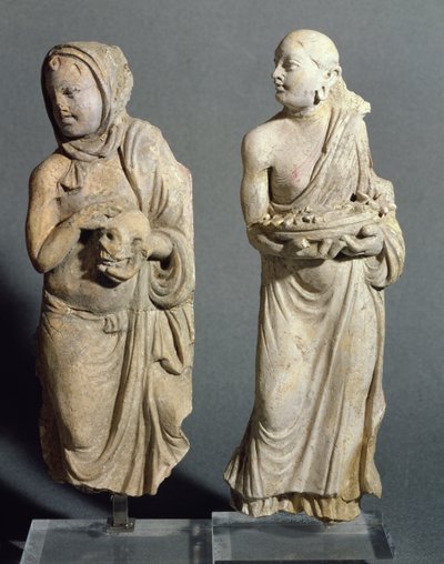 Zwei Statuetten stehender Mönche, aus Hadda, 1.-4. Jahrhundert von Afghan School