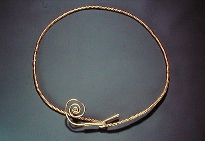 Torc, aus Tara, County Meath, Mittlere Bronzezeit von Age Bronze