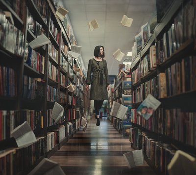 Schwebender Bibliothekstraum von Alexandar Lazarov