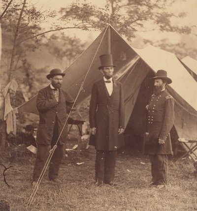 Präsident Abraham Lincoln, Generalmajor John A. McClernand rechts, und E. J., 3. Oktober 1862 von Alexander Gardner
