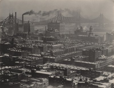 Aus Zimmer „3003“ - The Shelton, New York, Blick nach Nordosten von Alfred Stieglitz