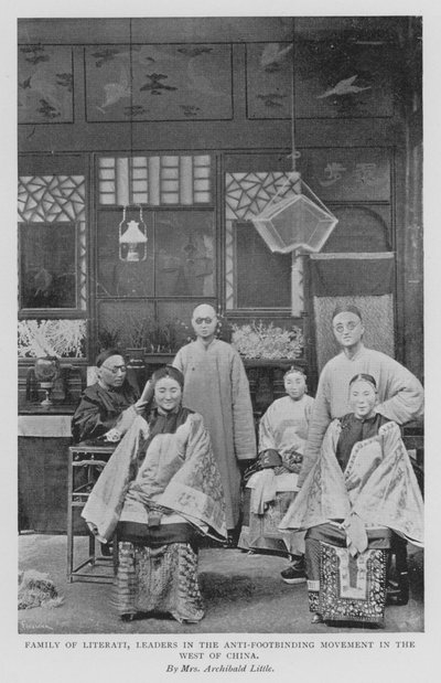 Familie von Literaten, Führer der Anti-Fußbindungsbewegung im Westen Chinas von Alicia Little