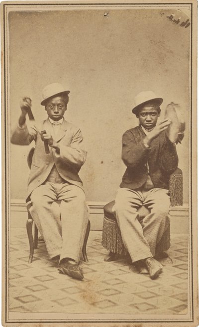 "Glockenjungen im Barrett House, Burlington, Iowa", ca. 1863 von American Photographer