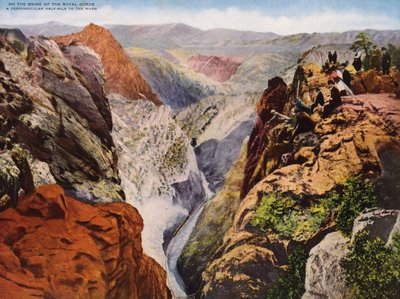 Am Rande der Royal Gorge (Farbfoto) von American Photographer