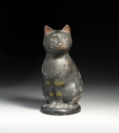 Geformte und dekorierte Katze von American School